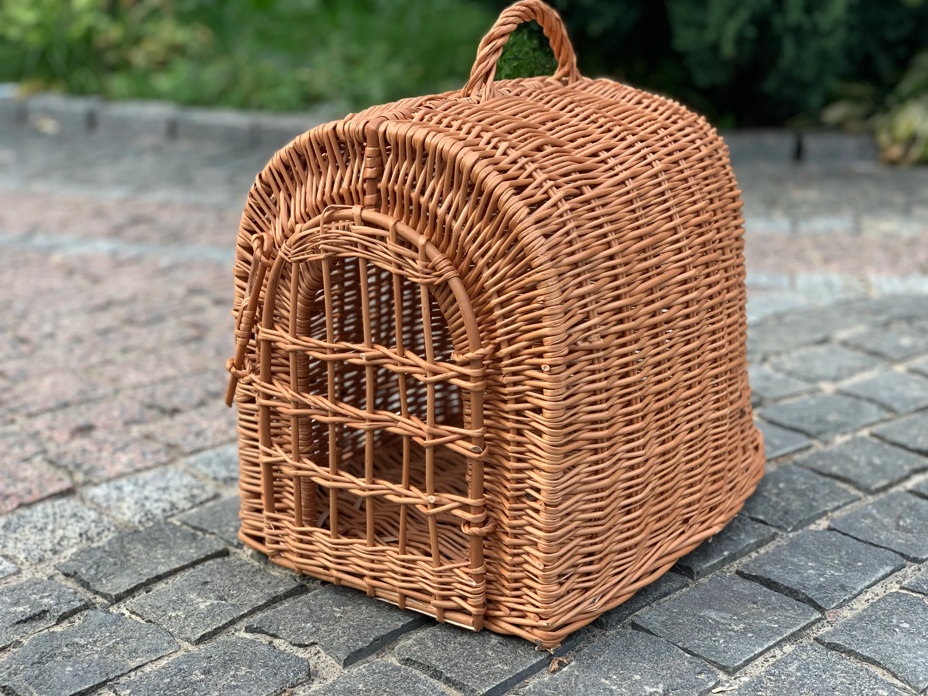 Wicker Pet Carrier - PlanetVine