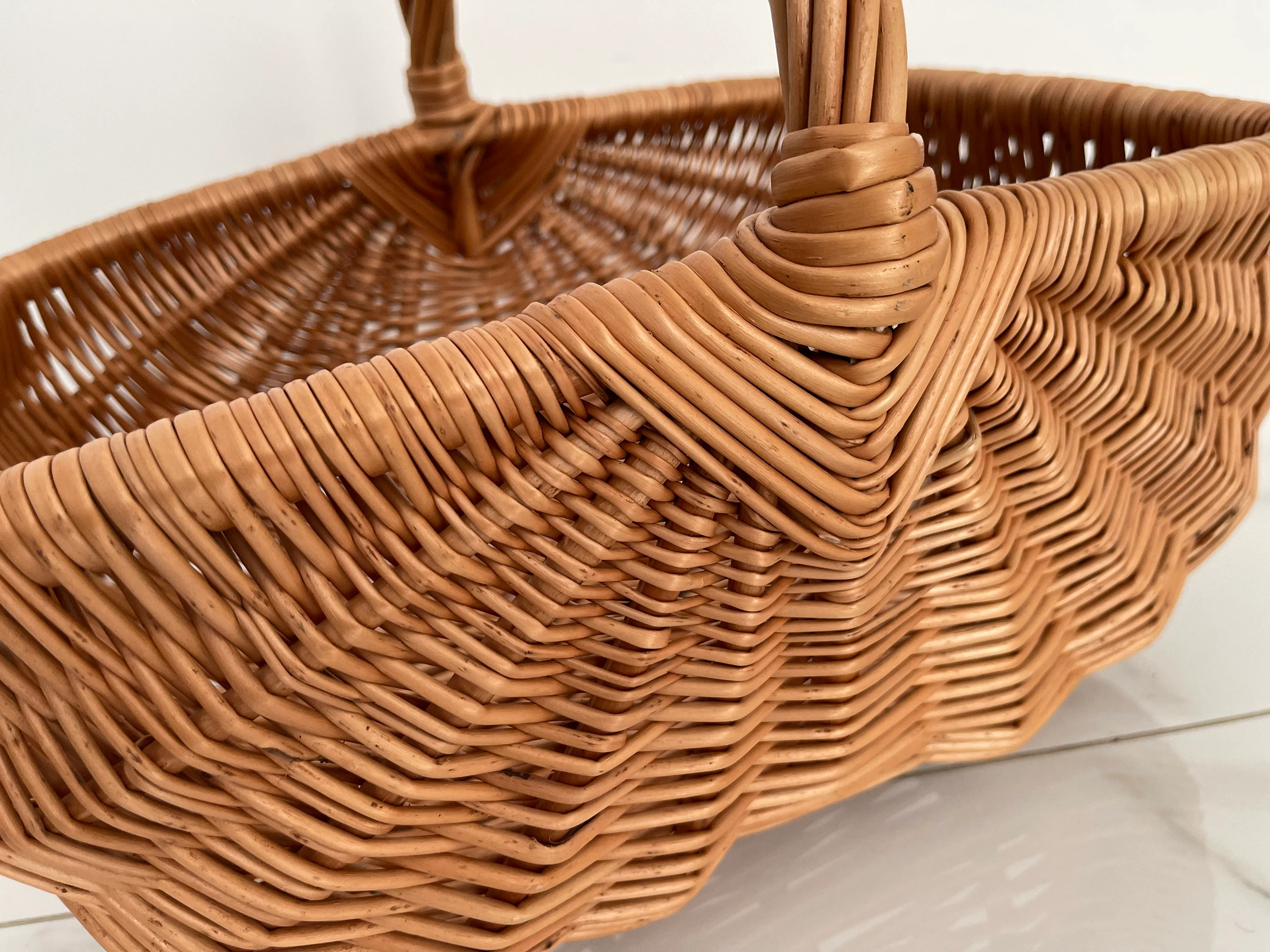 Willow Basket - PlanetVine